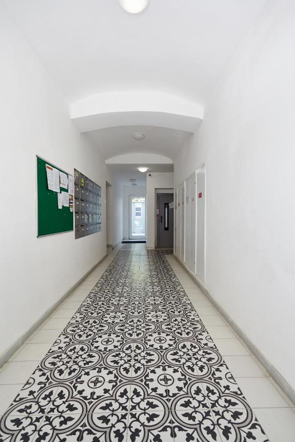 Prague Friendly Apartments In براغ المظهر الخارجي الصورة