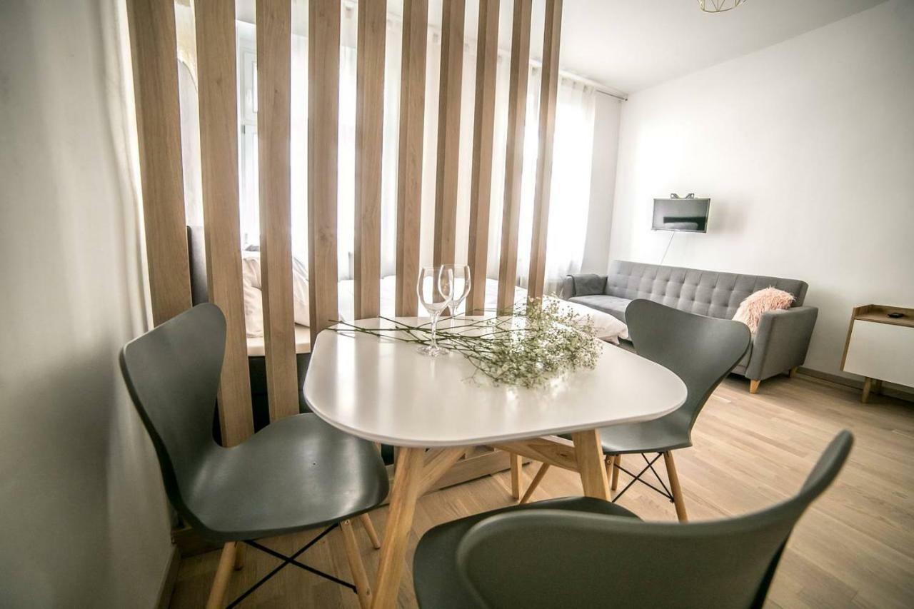 Prague Friendly Apartments In براغ المظهر الخارجي الصورة