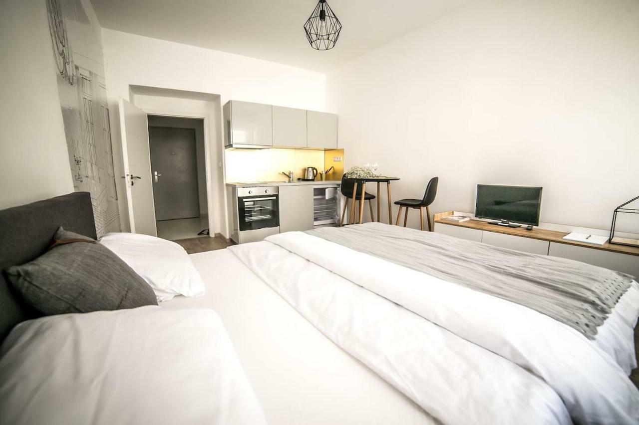 Prague Friendly Apartments In براغ المظهر الخارجي الصورة