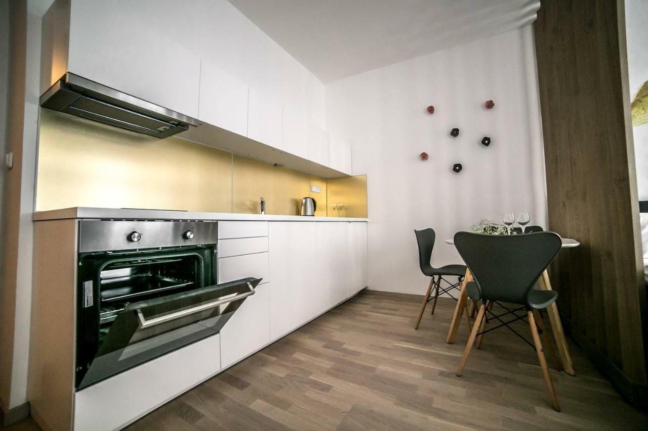 Prague Friendly Apartments In براغ المظهر الخارجي الصورة