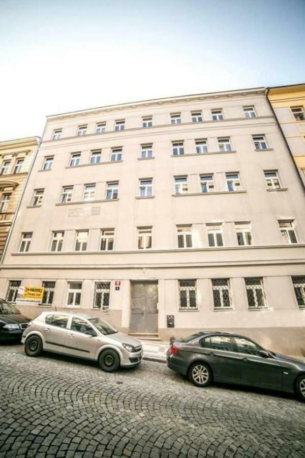 Prague Friendly Apartments In براغ المظهر الخارجي الصورة